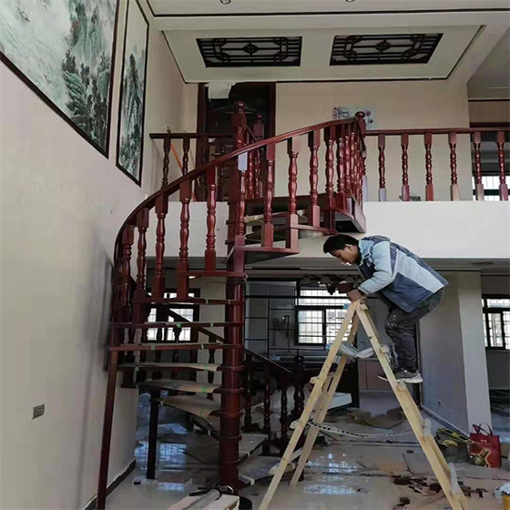 鄂州旋转楼梯施工